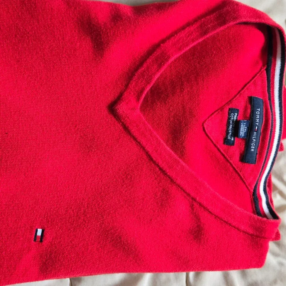 Tommy Hilfiger Red V-Neck Sweater Premium Cotton XXL - Picture 2 of 3